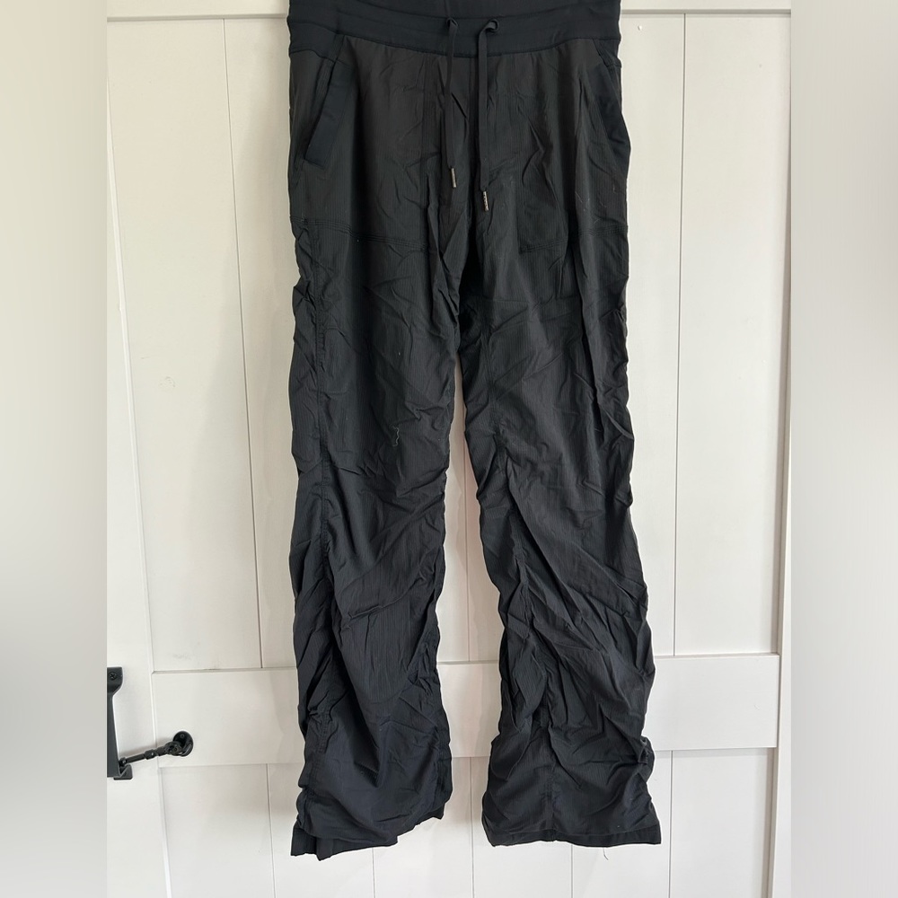 Lululemon Size 8 black wide leg, long swift sweats